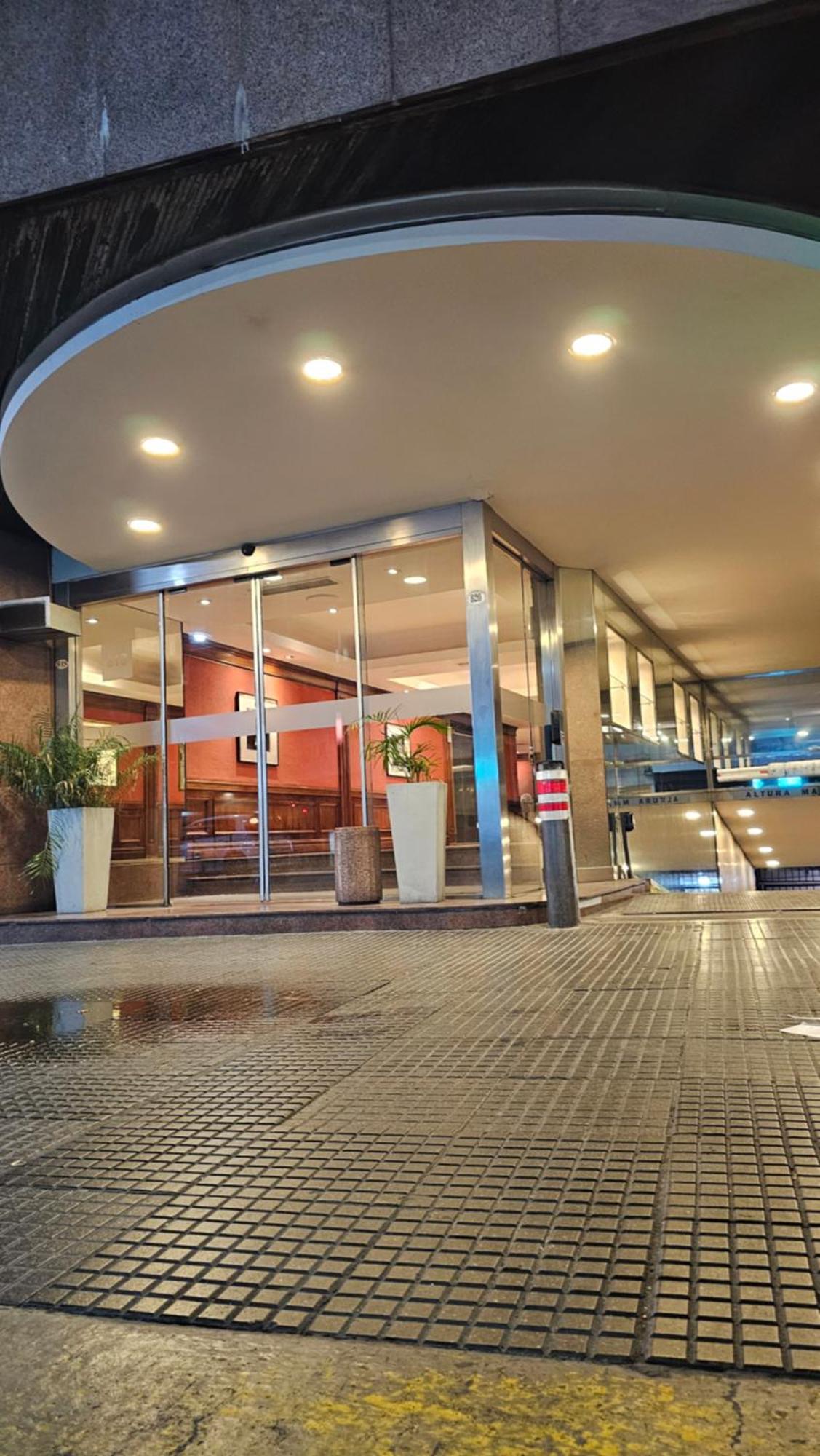 Apartamento con vista al Obelisco y la ciudad Ciudad Autónoma de Ciudad Autónoma de Buenos Aires Exterior foto